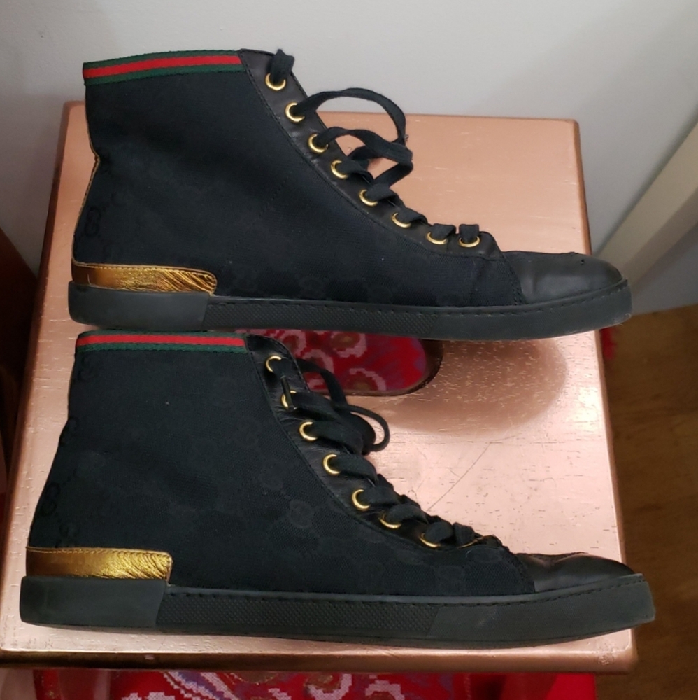 Gucci Shoe